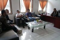 Pemerintah Kabupaten Humbang Hasundutan 
Kepala Dinas Komunikasi dan Informatika Adrianus Mahulae diskusi bersama Dinas Komunikasi dan Informatika Provinsi Sumatera Utara di Doloksanggul, Jumat, (8/5/2026).