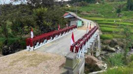 Jembatan Bailey di Desa Panggugunan, Kecamatan Pakkat, Humbang Hasundutan.