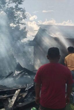 Gerak Cepat Pemkab Humbahas, Kebakaran Rumah di Parlilitan dan Lahan di Baktiraja Berhasil Dikendalikan