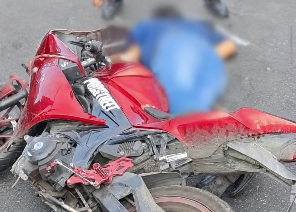 Korban dilokasi kejadian Jl. Medan, Simpang Rambung Merah Kota Pematangsiantar. (Foto/Istimewa)