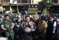 Kapolrestabes Medan Kombes Pol Jean Calvijn dalam konferensi pers yang digelar pada Senin (4/52026). Aparat berhasil mengungkap ratusan kasus dengan ratusan tersangka yang diamankan.
