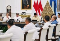 Presiden Prabowo Subianto memimpin rapat terbatas bersama jajaran Kabinet Merah Putih dan Komite Stabilitas Sistem Keuangan di Istana Merdeka, Jakarta, Selasa, (5/5/2026). Foto/Istimewa