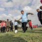 Wali Kota Pematangsiantar Wesly Silalahi melakukan Kick Off perdana di Lapangan Farel Pasaribu, Kecamatan Siantar Marihat, Kamis (7/5/2026).
