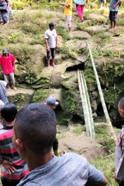 Warga Tanah Jawa Hilang Diduga Terseret Arus Sungai Bah Tongguran, Tim Gabungan Masih Melakukan Pencarian